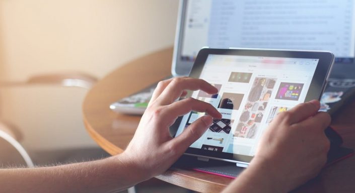 ipad-tablet-technology-touch